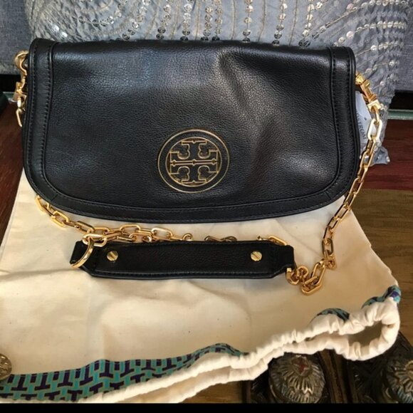 Tory Burch Handbags - ⛔️SOLD⛔️Tory Burch - Black Crossbody Clutch Bag Handbag
